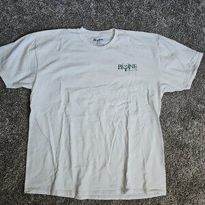 Bone Collector White Size 2XL Short Sleeve With Bass Graphic On Back